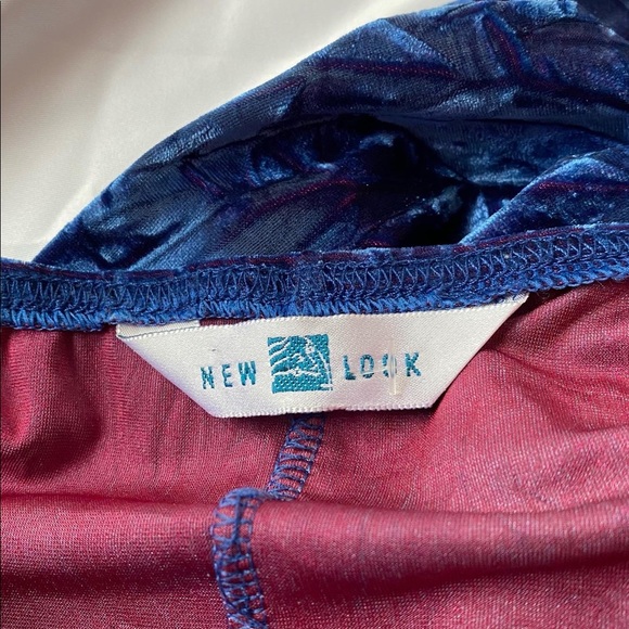 SOLD VINTAGE VELVET DRESS - Picture 5 of 6